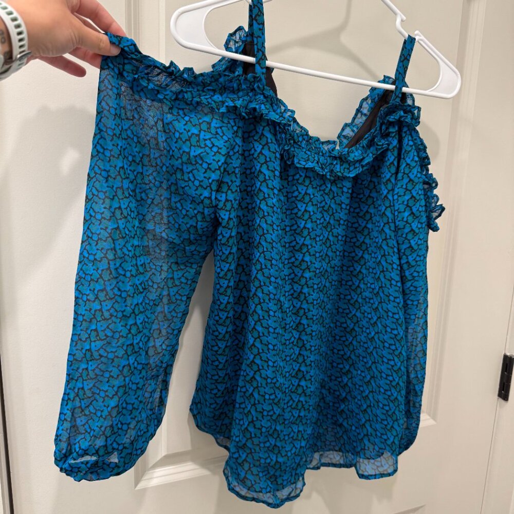 Karina Grimaldi Blue Patterned Cold Shoulder Blou… - image 2